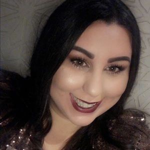 Meet your Posher, Randa